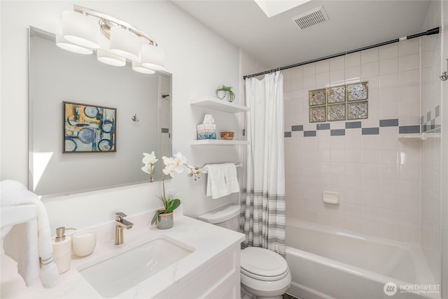11627 NE 75th St, Kirkland, WA 98033 - full bath featuring vanity and shower / tub combo