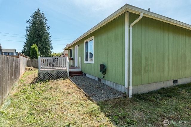 405 Spring Ln, Sedro Woolley, WA 98284 - view of side of home with a deck and crawl space