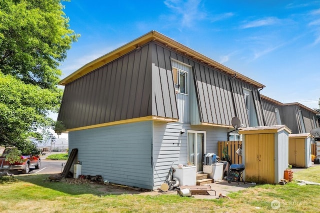 211 Maple St, Lynden, WA 98264 - photo 3
