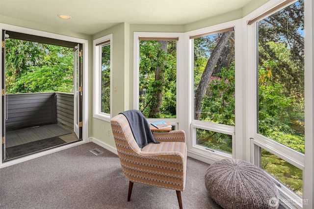 5115 NE Latimer Pl, Seattle, WA 98105 - sunroom / solarium with carpet and baseboards