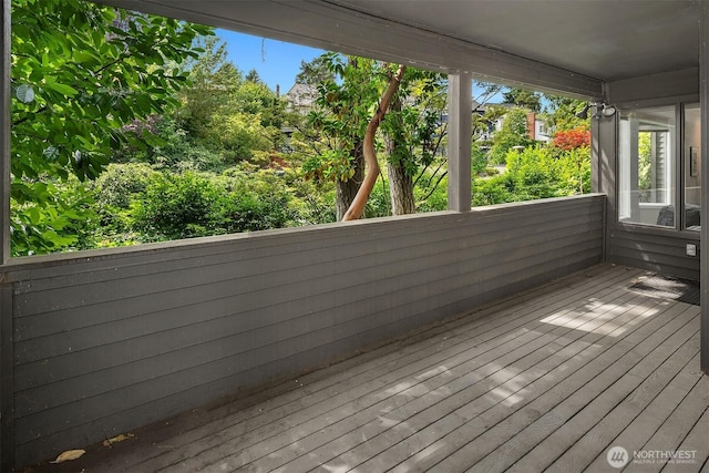 5115 NE Latimer Pl, Seattle, WA 98105 - view of deck