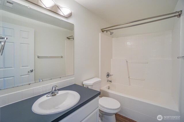 3300 NE 90th Cir, Vancouver, WA 98665 - bathroom with vanity, bathtub / shower combination, and backsplash