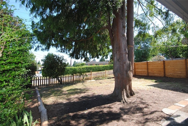 130 S 108th Pl, Seattle, WA 98168 - view of fenced backyard