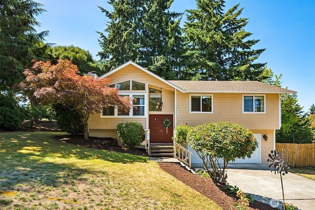 4201 SW 328th Ct, Federal Way, WA 98023 - raised ranch featuring driveway and a garage