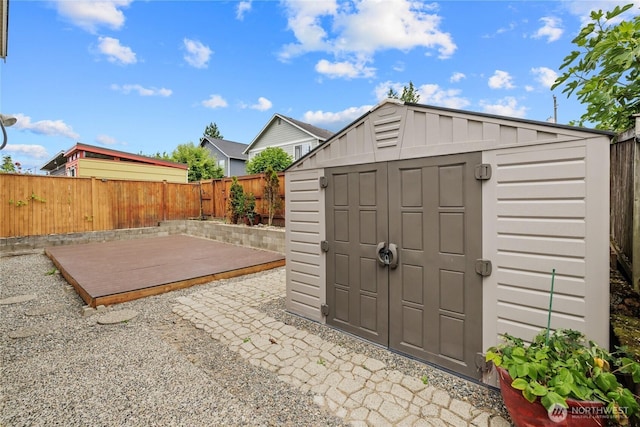 742 N 103rd St, Seattle, WA 98133 - view of shed featuring a fenced backyard