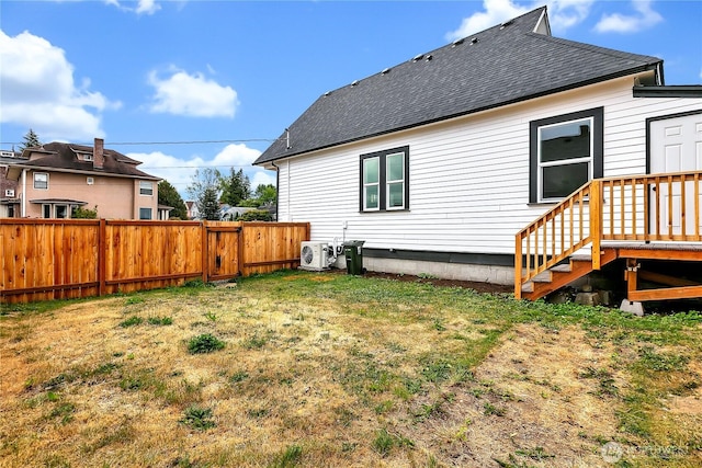 1215 N 10th St, Tacoma, WA 98403 - rear view of house featuring a shingled roof