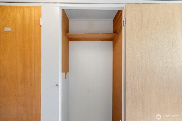 5101 NE 55th St Unit 103, Seattle, WA 98105 - view of closet