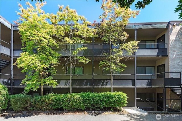 5101 NE 55th St Unit 103, Seattle, WA 98105 - view of building exterior