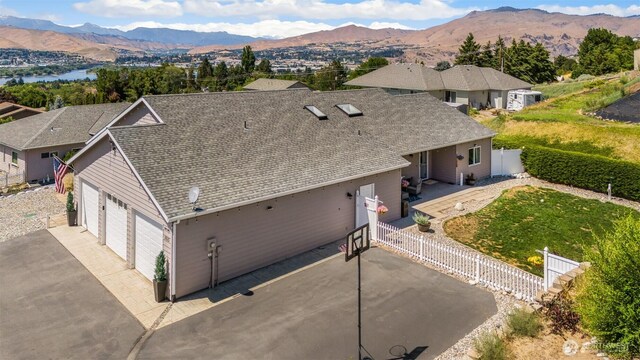 2615 N Baker Ave, East Wenatchee, WA 98802 - view from above of property featuring mountains