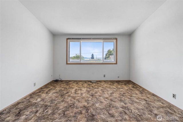22223 10th Ave S, Des Moines, WA 98198 - view of carpeted empty room