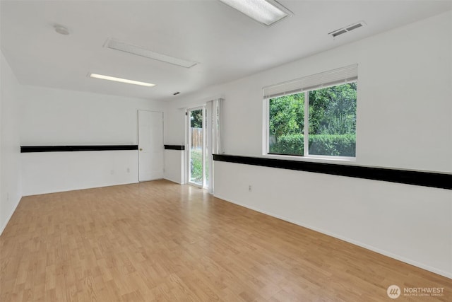 34716 4th Pl S, Federal Way, WA 98003 - unfurnished room featuring wood finished floors and a smoke detector