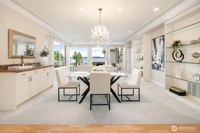 6424 Lake Washington Blvd NE Unit 34, Kirkland, WA 98033 - dining area with a chandelier, recessed lighting, built in features, crown molding, and light colored carpet