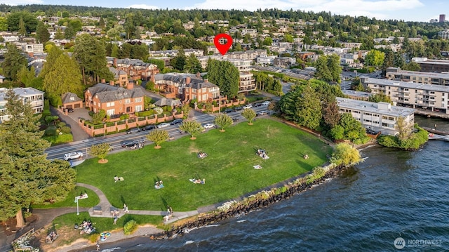 6424 Lake Washington Blvd NE Unit 34, Kirkland, WA 98033 - drone / aerial view of a large body of water