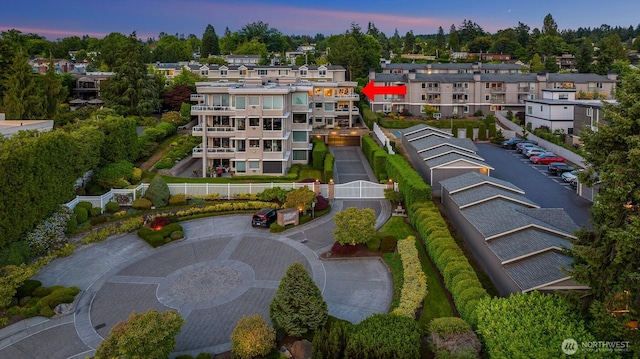 6424 Lake Washington Blvd NE Unit 34, Kirkland, WA 98033 - aerial view at dusk