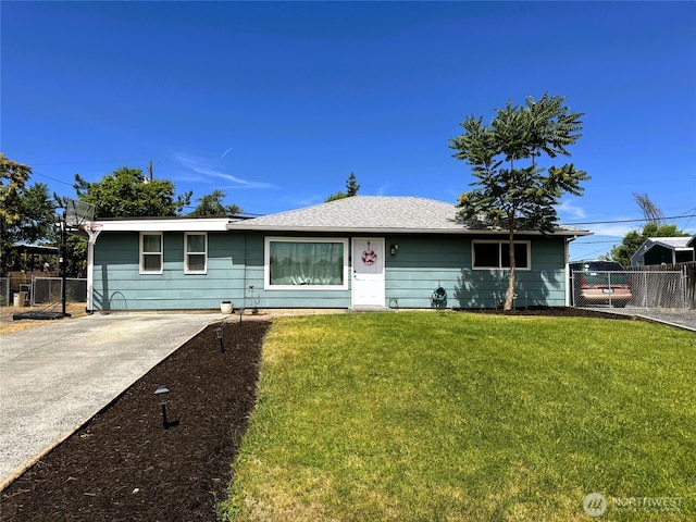 616 S Ironwood, Moses Lake, WA 98837 - single story home featuring concrete driveway