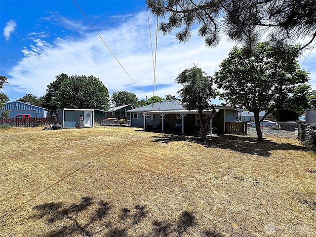 616 S Ironwood, Moses Lake, WA 98837 - view of yard with a storage shed