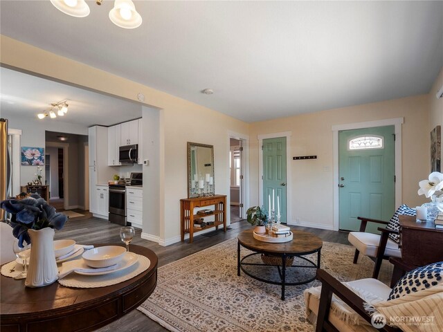 6442 S Puget Sound Ave W, Tacoma, WA 98409 - photo 3
