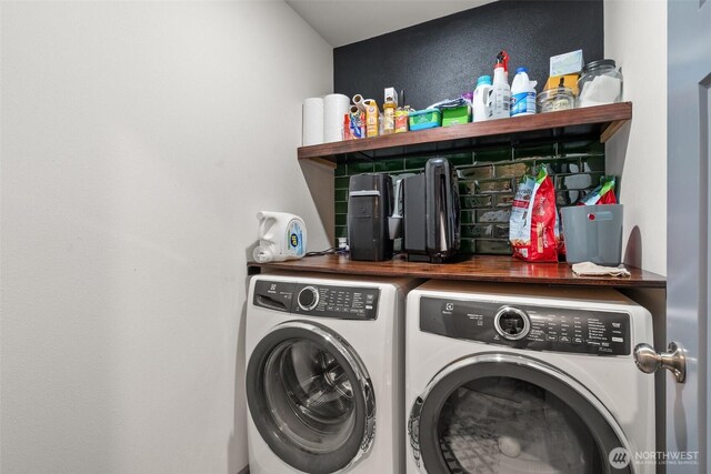 5843 Octave Ct SE, Olympia, WA 98513 - washroom with washer and dryer