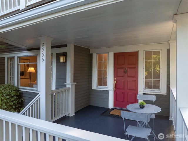 2555 Queen Anne Ave N, Seattle, WA 98109 - property entrance with a porch