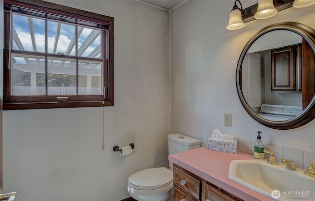 1609 Russell St, Wenatchee, WA 98801 - bathroom with toilet and vanity
