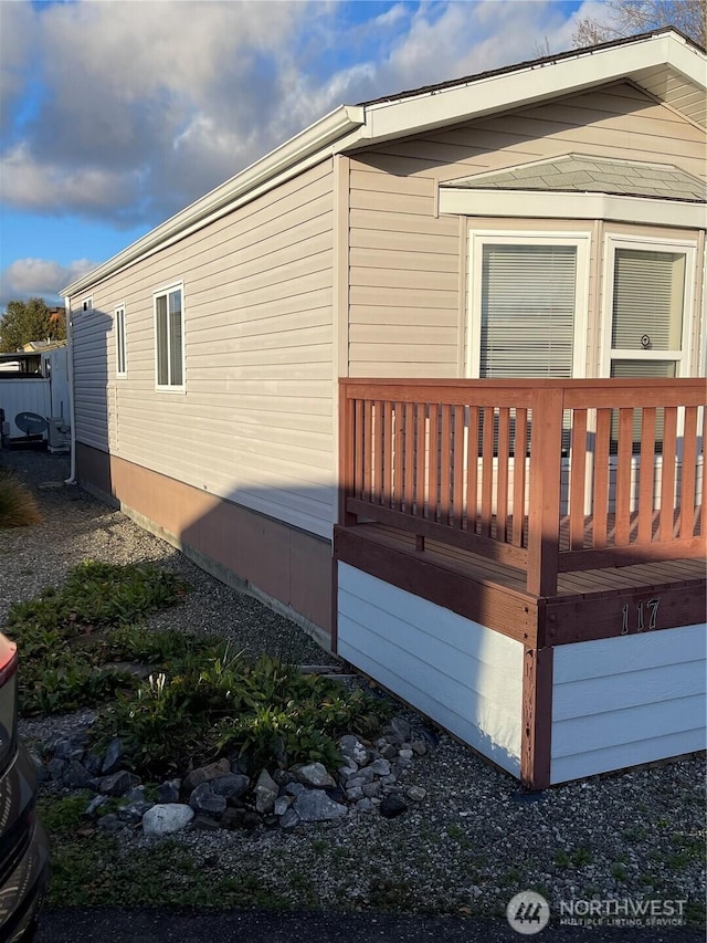 1200 Lincoln St Unit 117, Bellingham, WA 98229 - view of side of property with a deck