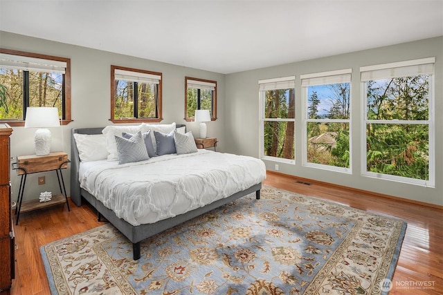 8475 SE 45th St, Mercer Island, WA 98040 - bedroom featuring wood finished floors