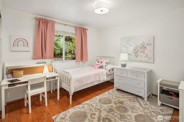 8475 SE 45th St, Mercer Island, WA 98040 - bedroom featuring wood finished floors