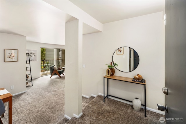 4635 W Lake Sammamish Pkwy SE Unit G206, Issaquah, WA 98027 - corridor featuring carpet floors and baseboards