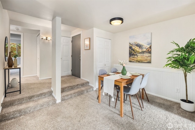4635 W Lake Sammamish Pkwy SE Unit G206, Issaquah, WA 98027 - carpeted dining room featuring baseboards