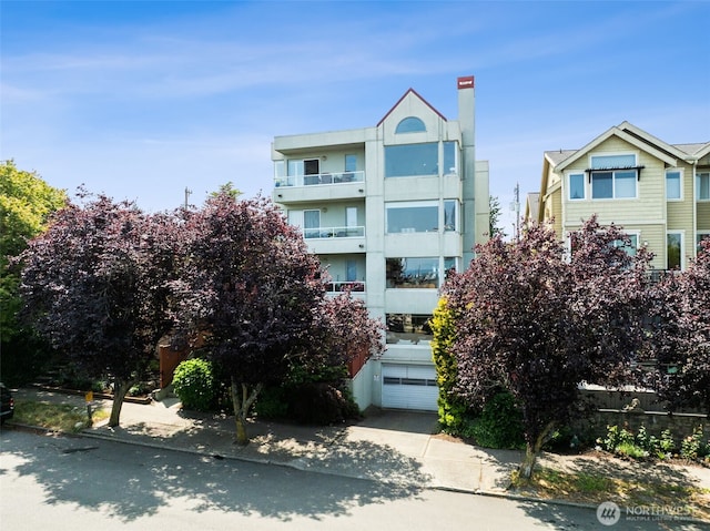 1613 California Ave SW Unit 101, Seattle, WA 98116 - photo 1