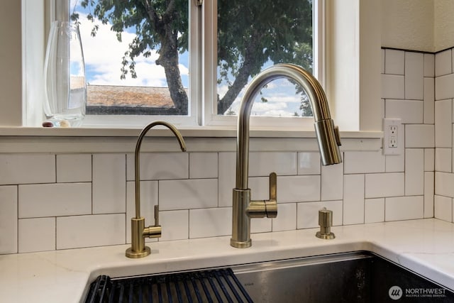 302 126th St S, Parkland, WA 98444 - kitchen view of decorative backsplash and light countertops