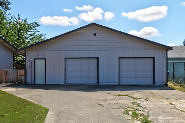 302 126th St S, Parkland, WA 98444 - view of detached garage