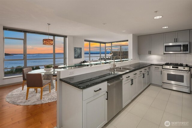 2929 1st Ave Unit 600, Seattle, WA 98121 - photo 5