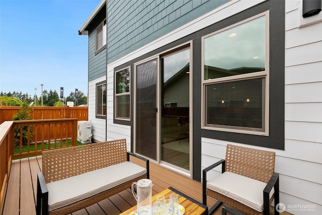 12433 SE 256th Pl Unit 4, Kent, WA 98030 - view of wooden deck