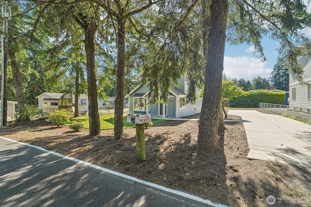 14427 156th Ave SE, Renton, WA 98059 - view of front of house featuring concrete driveway