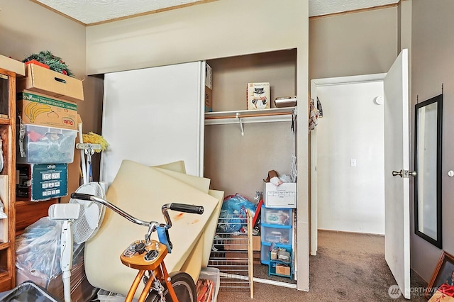 55 Mott Rd, Lyle, WA 98635 - carpeted bedroom with a closet