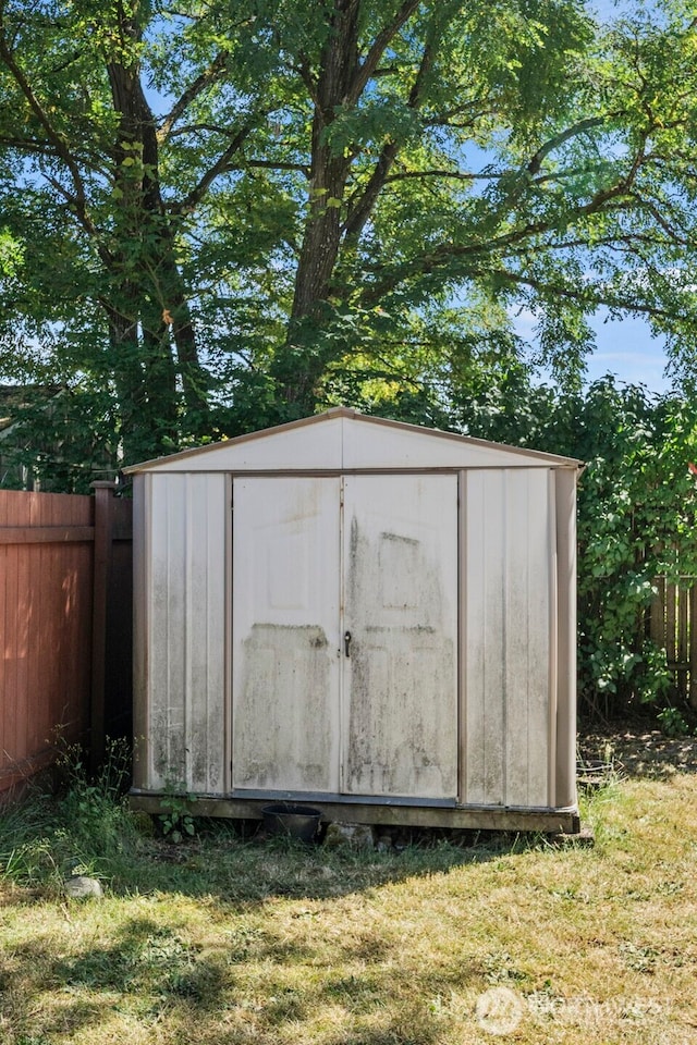 610 128th St S, Tacoma, WA 98444 - view of shed