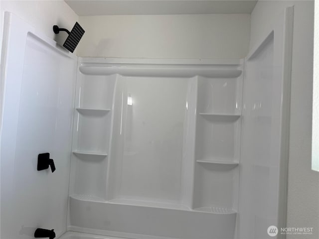 12706 94th Ave E, Puyallup, WA 98373 - full bath featuring washtub / shower combination