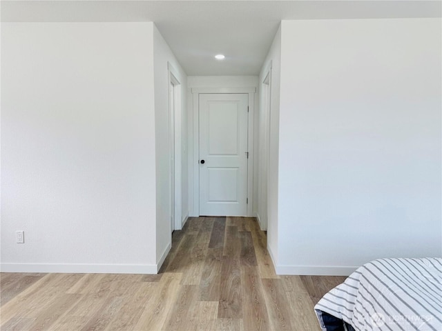 12706 94th Ave E, Puyallup, WA 98373 - hall featuring light wood finished floors and recessed lighting