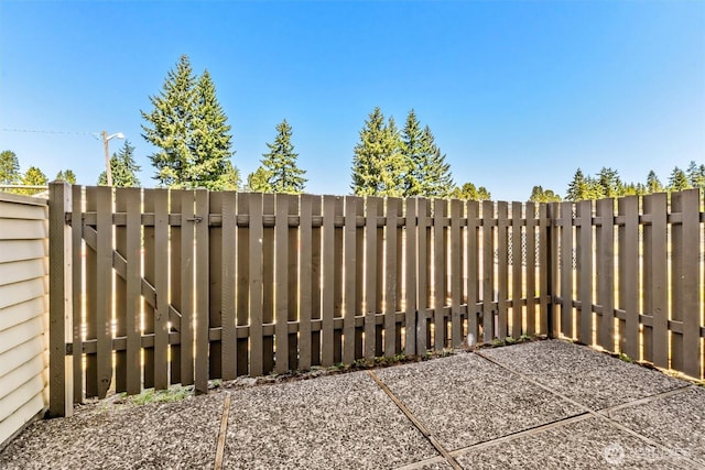 502 141st Ave SE Unit 45, Bellevue, WA 98007 - view of gate
