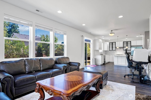 1326 SW 340th St, Federal Way, WA 98023 - living room featuring dark wood-style floors and recessed lighting