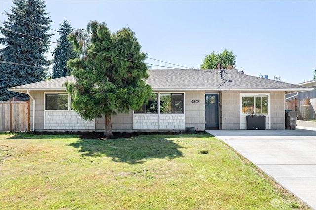 4502 223rd St SW, Mountlake Terrace, WA 98043 - ranch-style home featuring a shingled roof