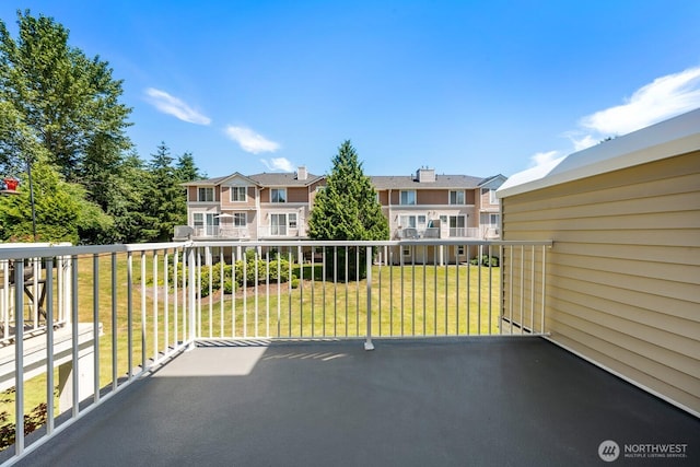 23218 62nd Ave S Unit 21-4, Kent, WA 98032 - balcony with a residential view