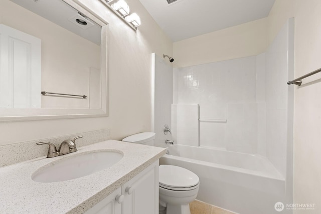 23218 62nd Ave S Unit 21-4, Kent, WA 98032 - bathroom with vanity and shower / bath combination