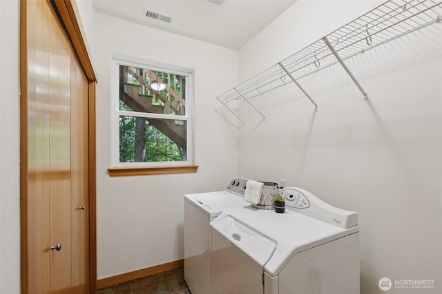 49 Cascade Ln, Bellingham, WA 98229 - laundry room featuring washer and dryer and baseboards