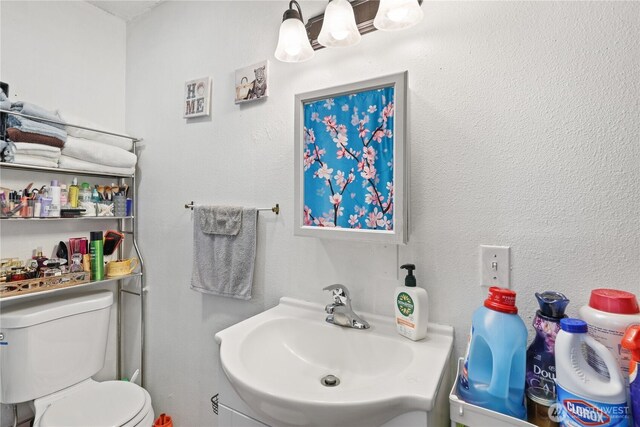 1308 S 359th St, Federal Way, WA 98003 - half bath with vanity and toilet