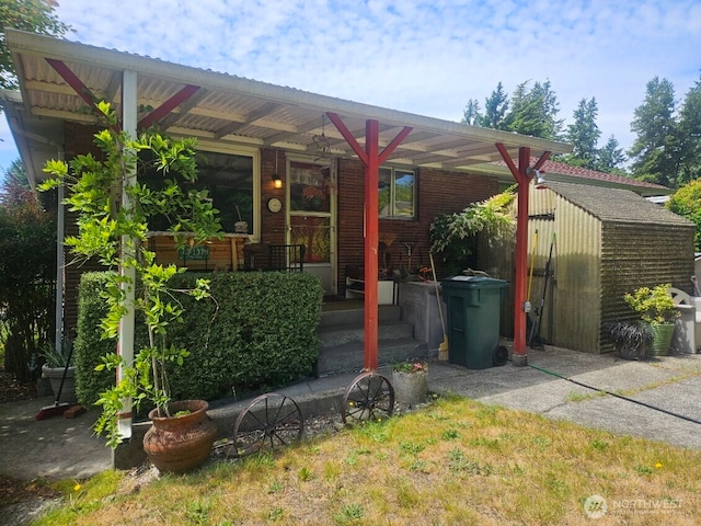 12540 3rd Ave NW, Seattle, WA 98177 - view of front facade featuring a porch