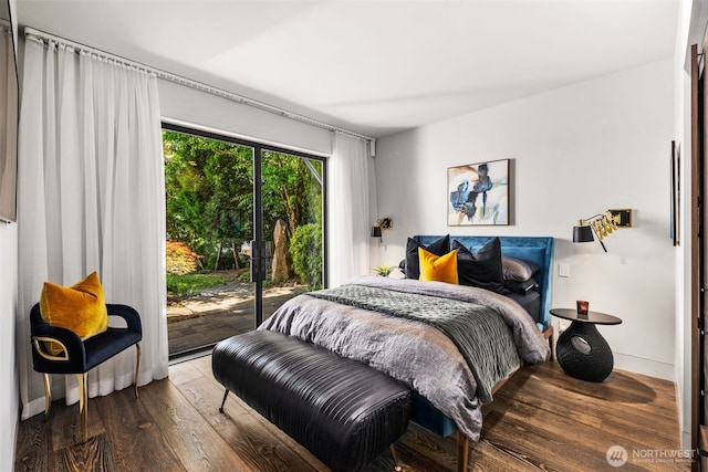 4014 E Mercer Way, Mercer Island, WA 98040 - bedroom with access to exterior and wood finished floors