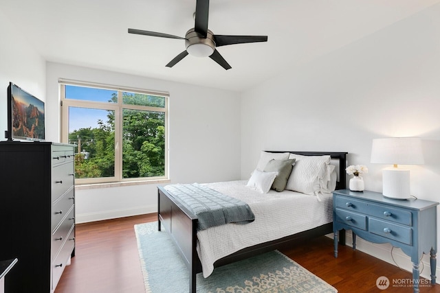 2551 Thorndyke Ave W Unit 302, Seattle, WA 98199 - bedroom featuring dark wood-style floors and a ceiling fan