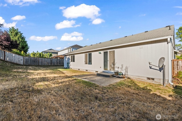 1346 Chatham Dr SE, Olympia, WA 98513 - back of house featuring a patio and a fenced backyard
